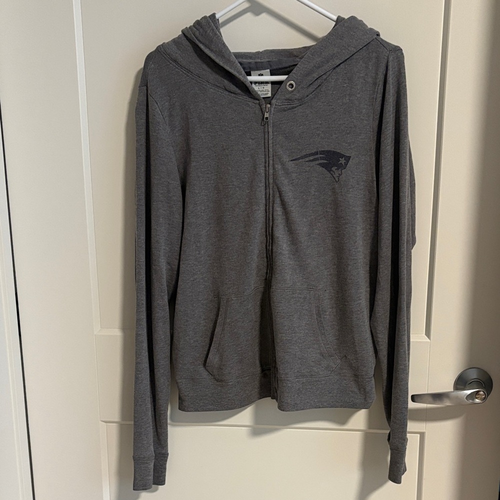 PINK Victoria's Secret PATRIOTS Women's Gray Zip-Up Hoodie